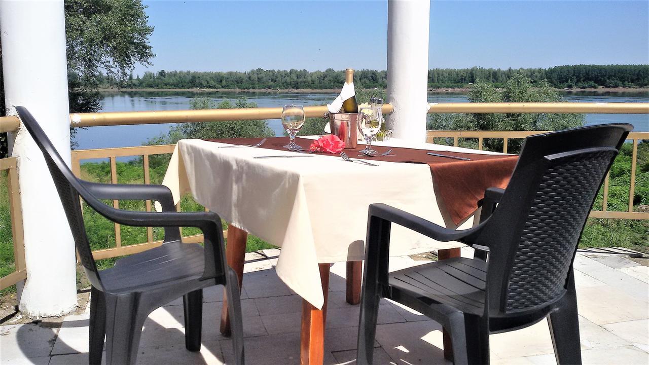 Hotel радецки град козлодуй *