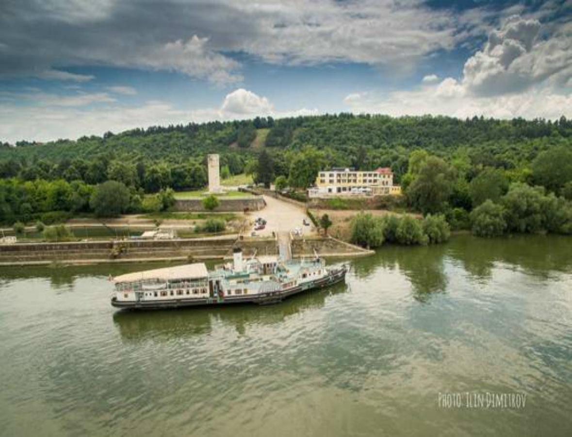 Hotel радецки град козлодуй Kozloduy